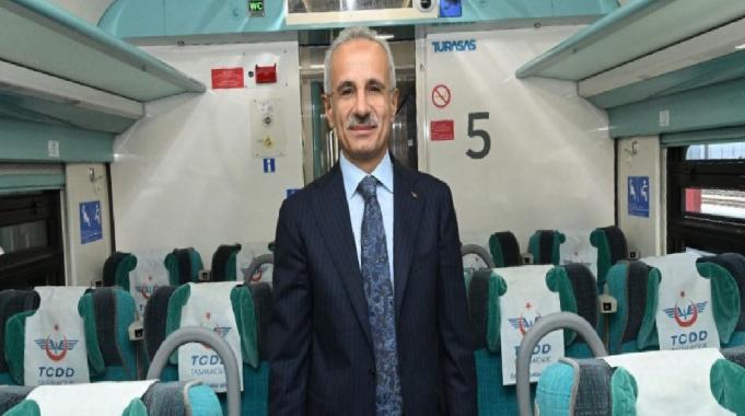 Abdulkadir Uraloğlu: İstanbul-Sivas YHT hattı ile 200 binden fazla yolcu taşındı