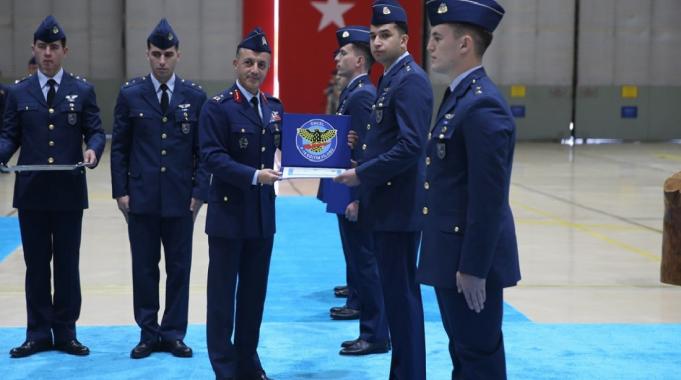 F-16'ların yeni şahinleri mezun oldu